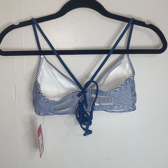 🪿Blue and white striped two piece swimsuit! - Picture 3 of 7